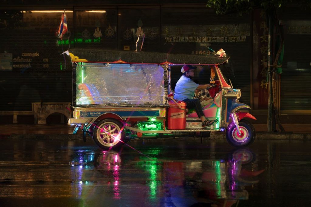 couleurs à éviter en thaïlande